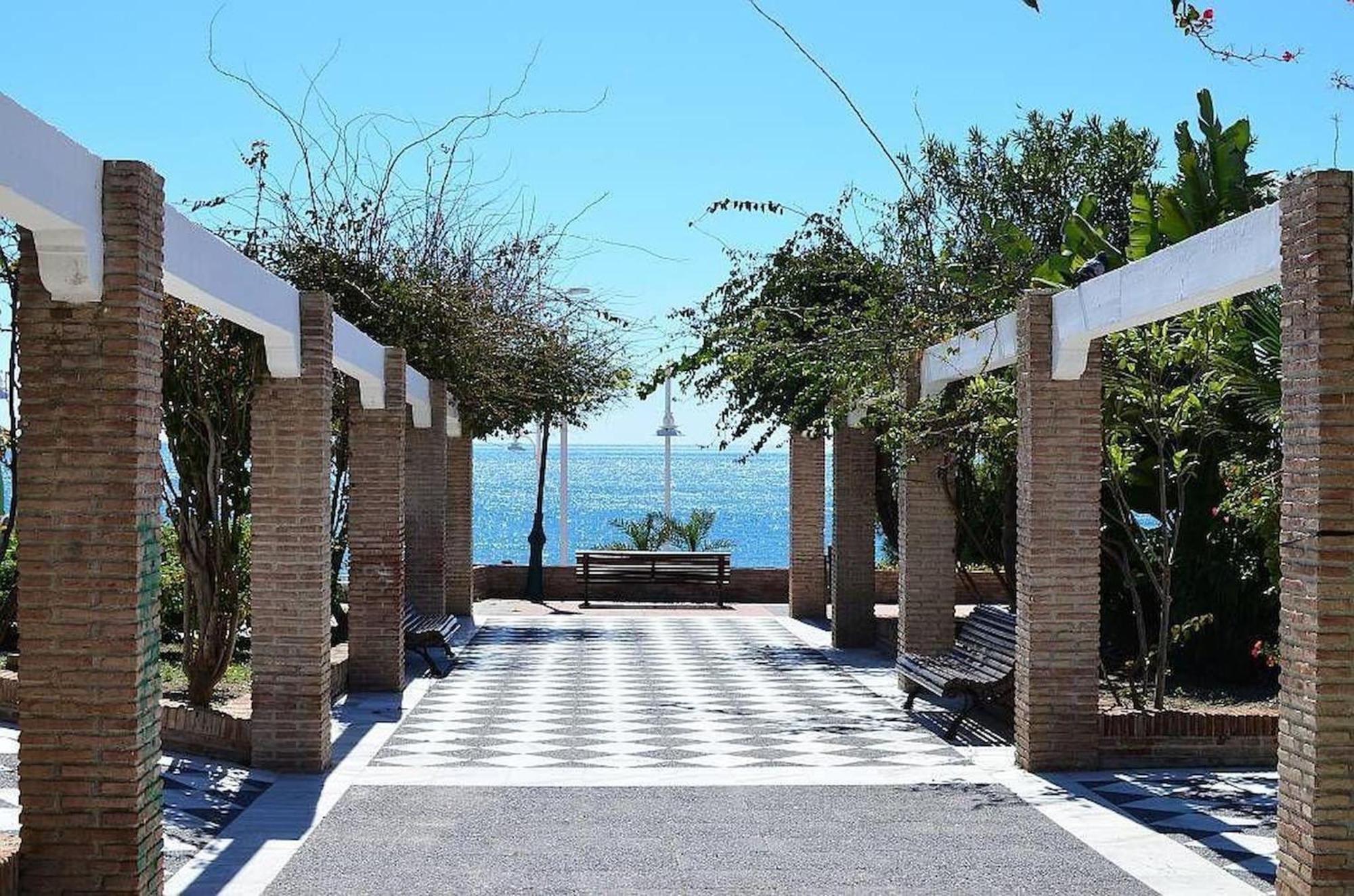 Atico Jimena Granada En El Centro De Nerja Daire Dış mekan fotoğraf